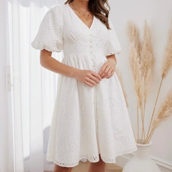Two Sisters The Label White Lace Eyelet Dress - Picture 2 of 4